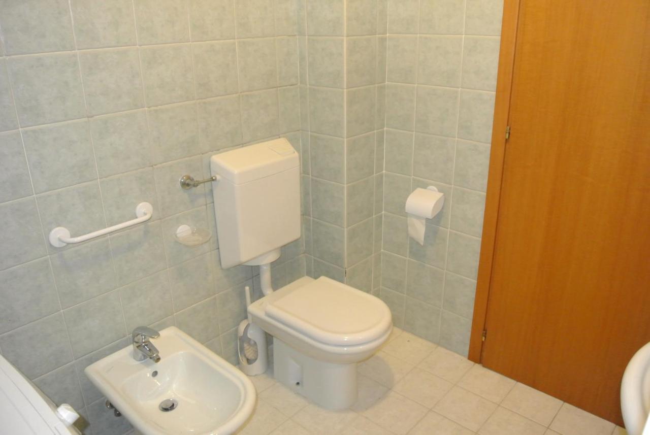 Condominio Maria Lignano Sabbiadoro Eksteriør billede