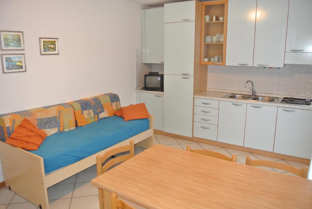 Condominio Maria Lignano Sabbiadoro Eksteriør billede