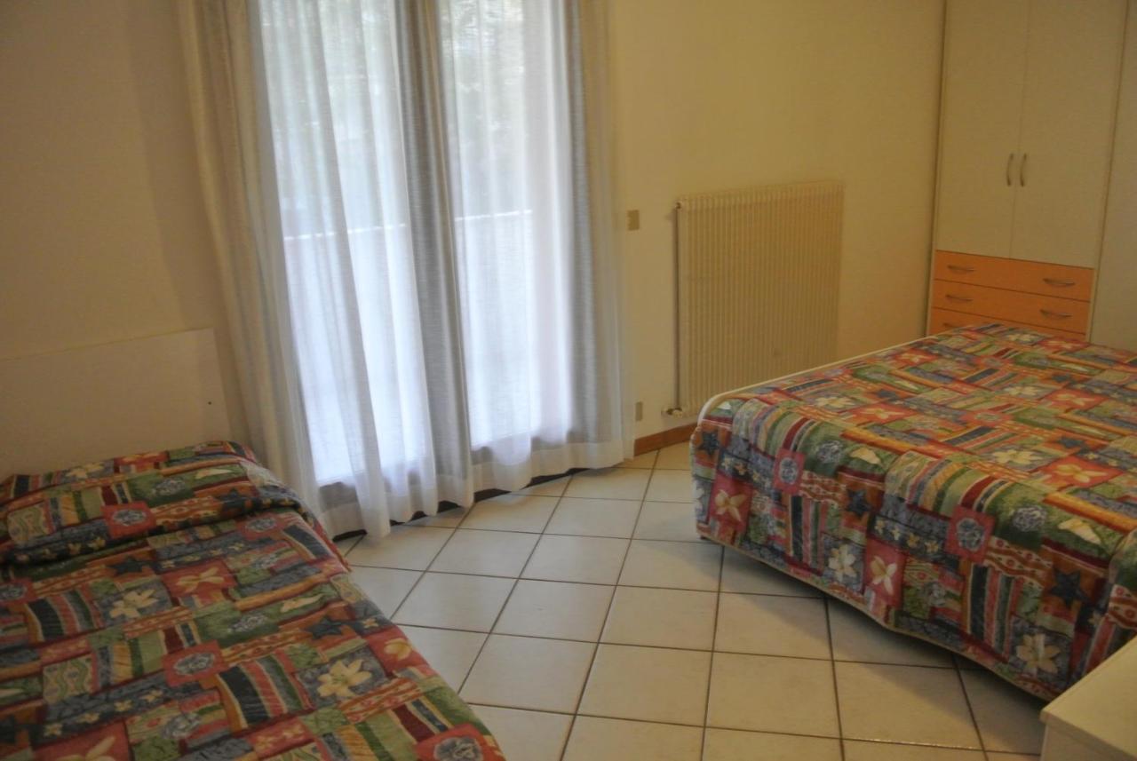 Condominio Maria Lignano Sabbiadoro Eksteriør billede